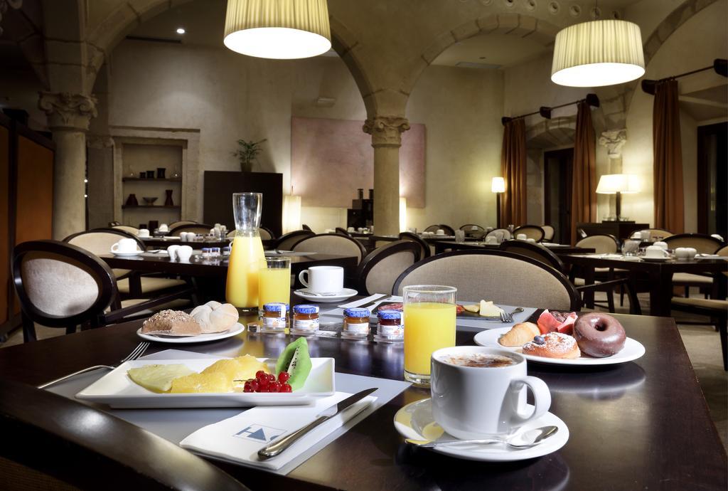 Eurostars Palacio De Santa Marta Trujillo Ngoại thất bức ảnh